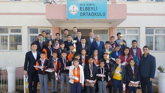 İlçe Kaymakamımız Gülhani Ozan SARI ve İlçe Milli Eğitim Müdürümüz Ali ERTÜRK okullarımızı ziyaret etti.